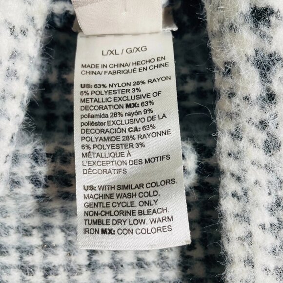 Chico's Womens Black Gray Fringe Hem Plaid Relaxed Cape Sweater Size L/XL - Picture 5 of 11